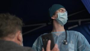 Смотреть на Лордфильм 2.0 Сериал Хороший доктор 2017